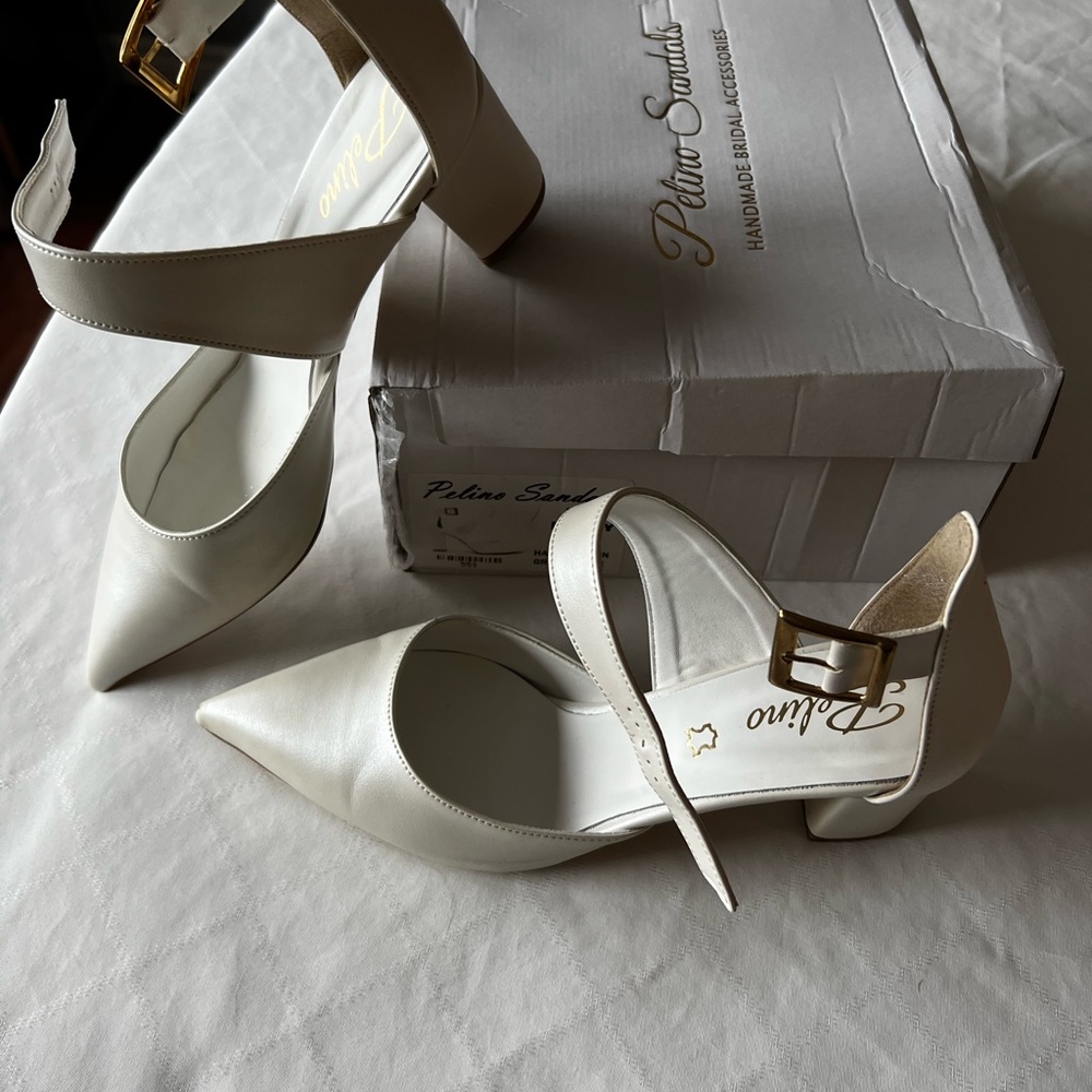 Ivory block heel (2’) shoes